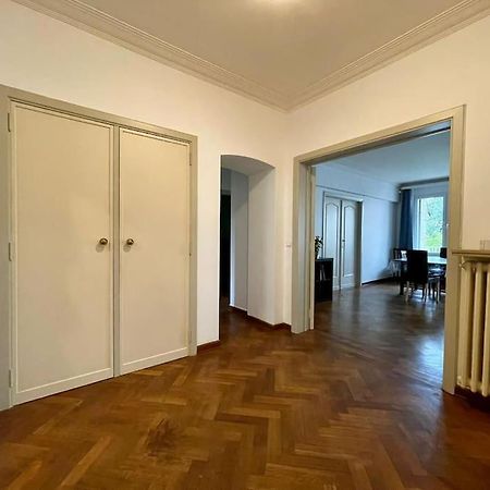 בריסל Spacious Apartment Next To Parc Du Cinquantenaire מראה חיצוני תמונה